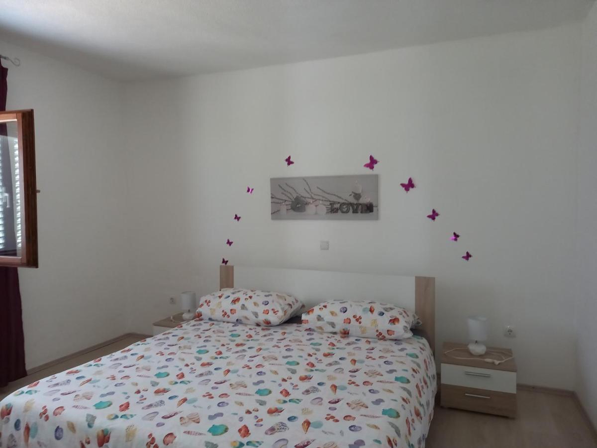 נין Vacation Home Katarina מראה חיצוני תמונה