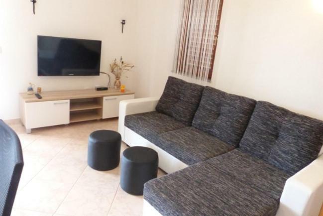 נין Vacation Home Katarina מראה חיצוני תמונה